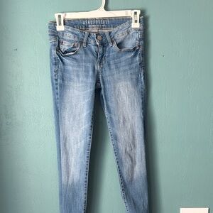 Aeropostale Women's Washed Blue Skinny Jeans